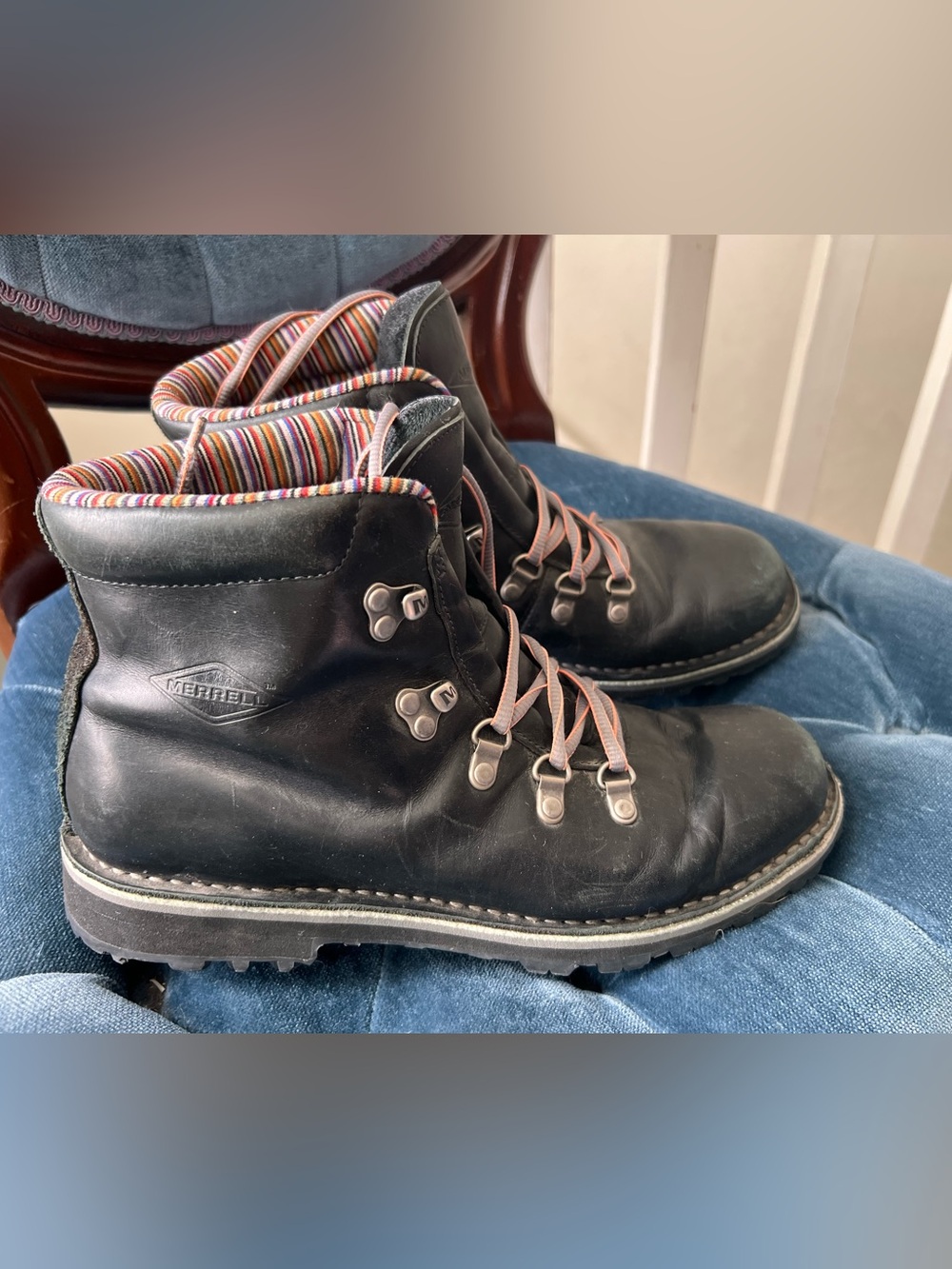 Merrell hiking boots size 9.5